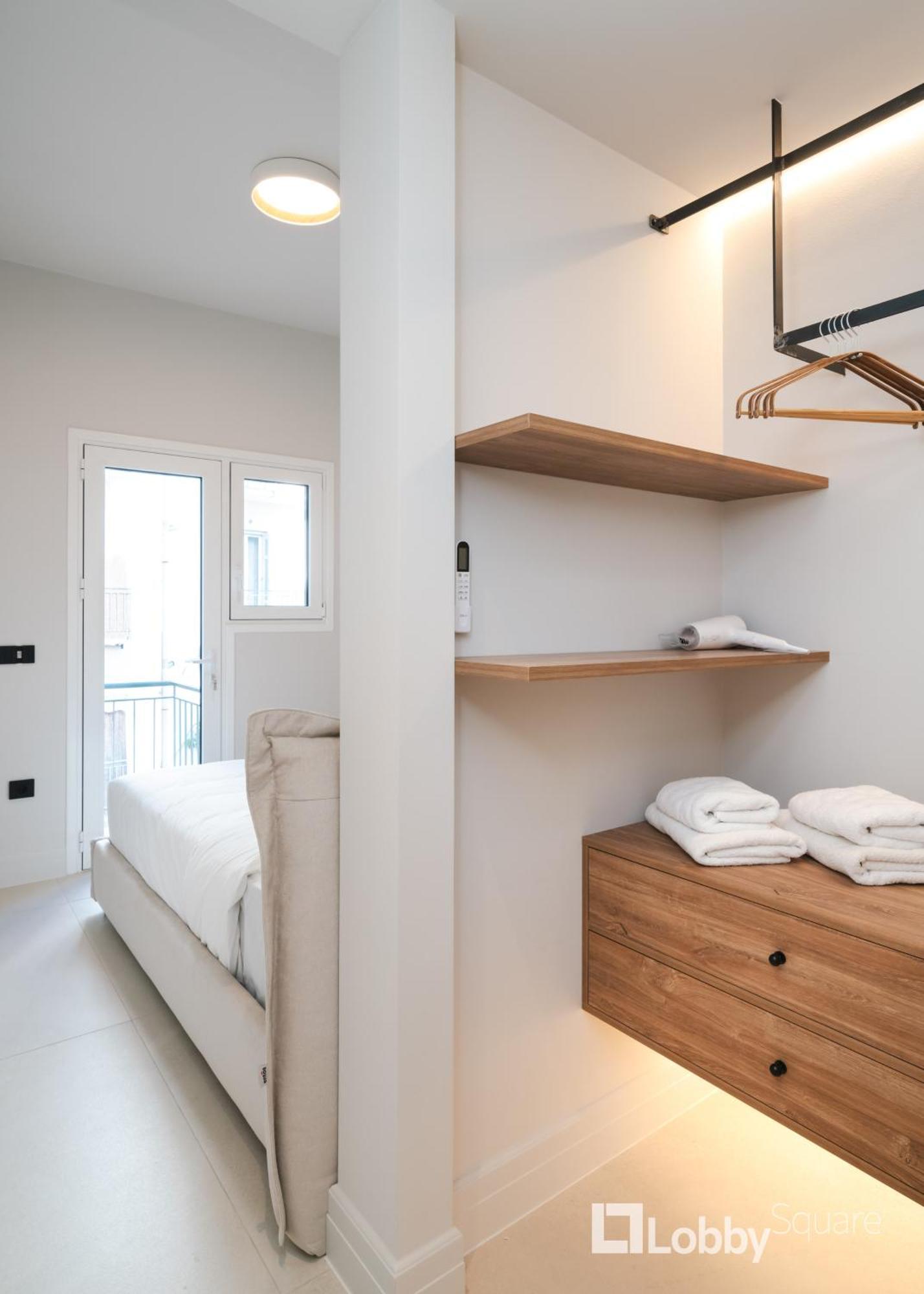 Muse Apartment By Lobbysquare Aten Exteriör bild