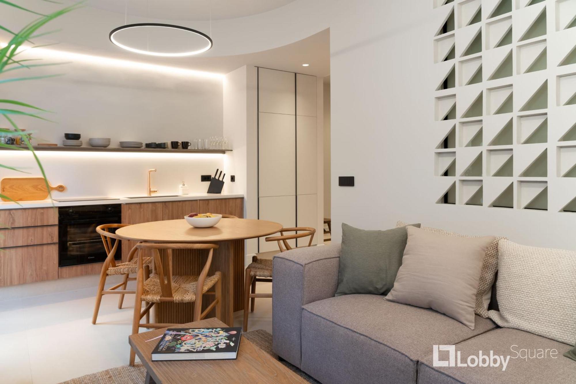 Muse Apartment By Lobbysquare Aten Exteriör bild